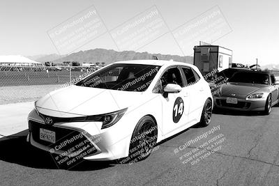 media/May-01-2022-SCCA SD (Sun) [[39ce9678f4]]/Around the Pits/